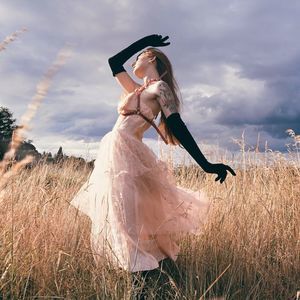 Meet your Posher, Aunna